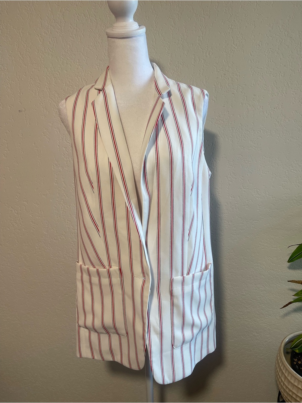 Sleeveless White Blazer Vest with Red Stripe